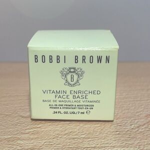 Bobbi Brown Vitamin Enriched Face Base